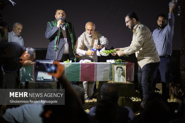 مراسم شب وداع با پیکر شهید “رمضانعلی میرزایی” در ساری