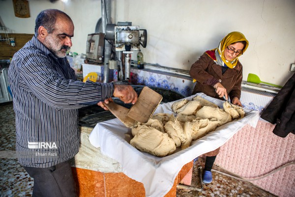 تولید شکر سرخ در روستای ریکنده قائم شهر