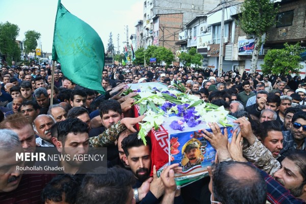 تشییع و خاکسپاری پیکر شهید مدافع حرم “مقداد مهقانی” در فاضل آباد