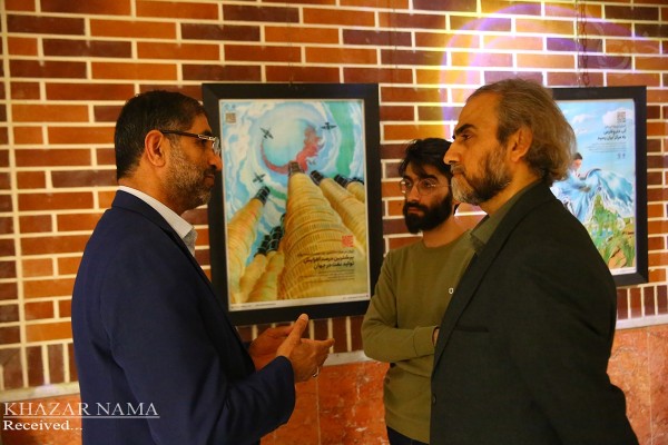 افتتاح نمایشگاه پوستر “کارخودمونه” در نگارخانه سوره ساری