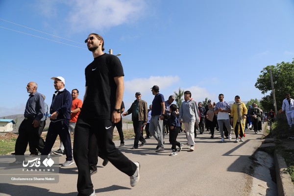 پیاده روی خانوادگی در شهر “پول” کُجُور شهرستان نوشهر