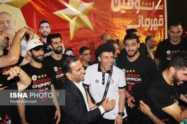 جشن قهرمانی تیم بسکتبال شهرداری گرگان در لیگ برتر