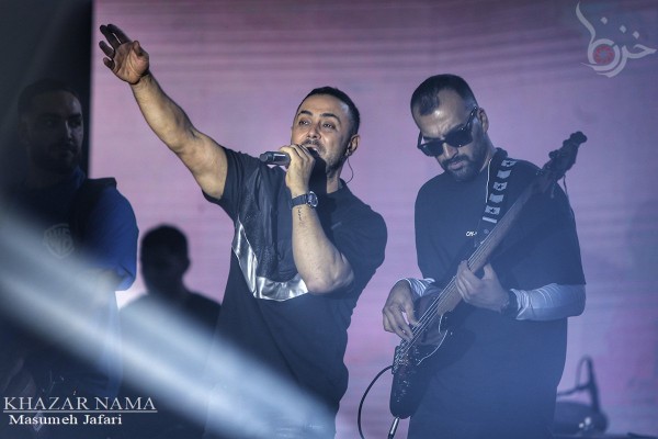 کنسرت ناصر زینلی در سالن دنیای آرزوی ساری