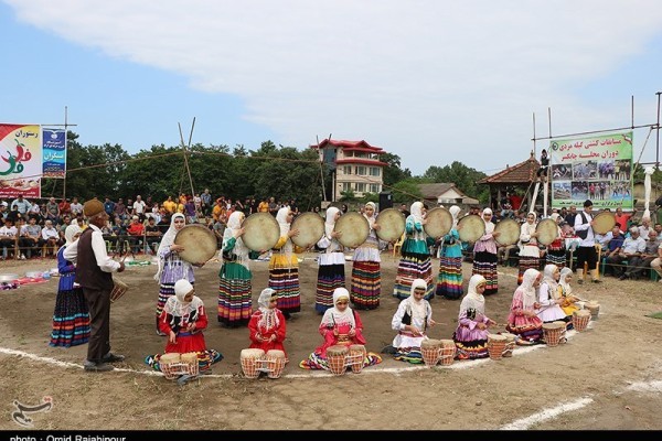جشنواره ورزشهای روستایی و بازیهای بومی محلی در چابکسر گیلان