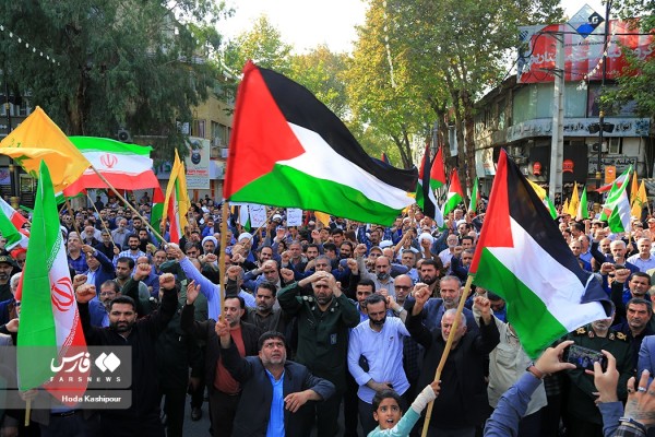 تجمع مردم ساری در محکومیت جنایت صهیونیست‌ها در غزه