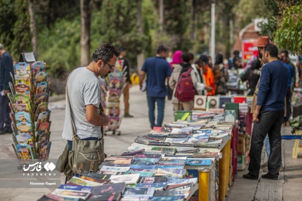 جمعه بازار کتاب در گرگان