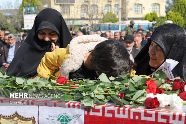 تشییع پیکر نخستین شهید مرزبانی گلستان در گرگان