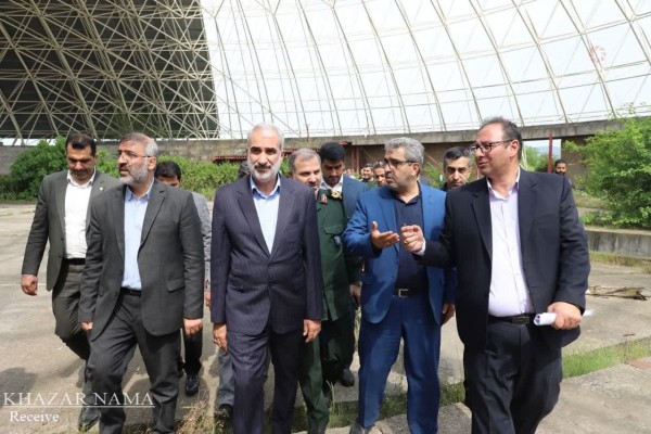 بازدید استاندار مازندران از ورزشگاه ۶ هزار نفری ماهفروجک ساری