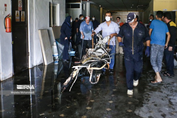 مرگ ۹ نفر در آتش سوزی  بیمارستان قائم رشت