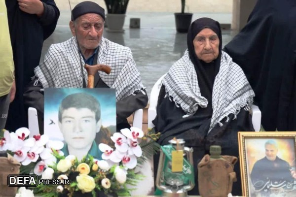  استقبال از والدین “علی احمدی” شهید گمنام شناسایی شده در ساری