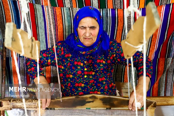 “کارچاله” هنر زنان روستای بالاجاده  در کردکوی استان گلستان