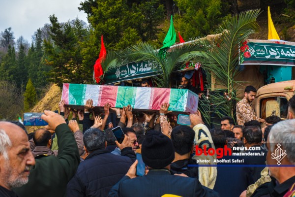 تشییع شهید گمنام در شهر نکا و تدفین در روستای استخرپشت