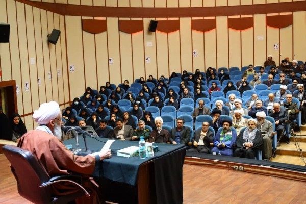 مراسم نکوداشت علامه “محدث نوری” در شهر رویان شهرستان نور