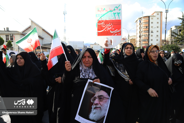 جشن انقلاب و راهپیمایی ۲۲بهمن در چالوس