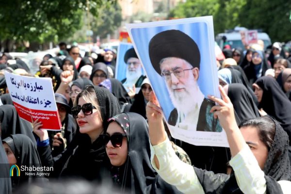 راهپیمایی مردم گرگان در جمعه خشم و نصر