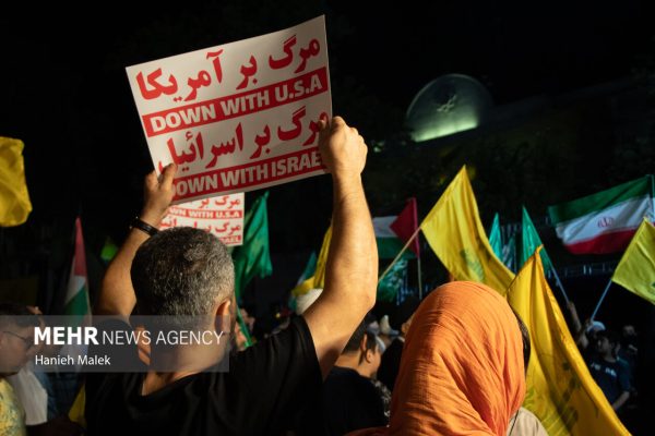 اجتماع گرگانی‌ها در حمایت از عملیات وعده صادق ۳