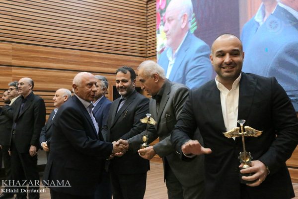 همایش تجلیل از صنعتگران و معدن کاران نمونه مازندران