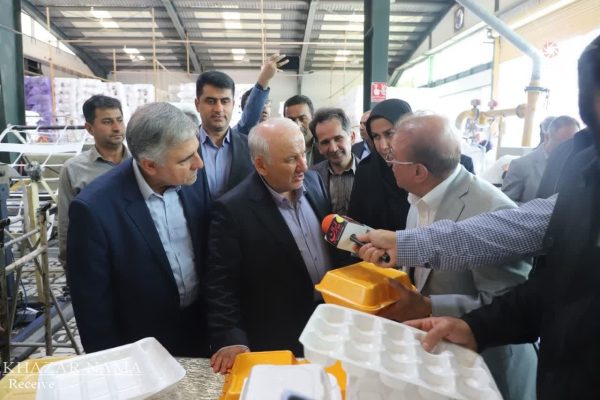 بازدید استاندار مازندران از شرکت مازرون فوم در بشل سوادکوه