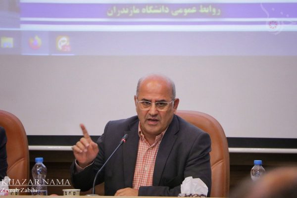 نشست خبری “صالحی” رئیس دانشگاه مازندران در بابلسر