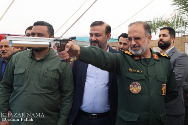 بزرگداشت هفته دفاع مقدس در مجتمع آبرسانی سردار سلیمانی ساری