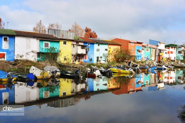 محله ناسیونال بندر انزلی با خانه های رنگی