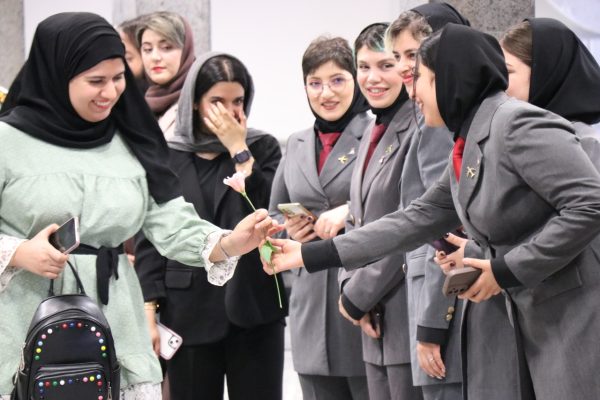 استقبال از مسافران خارجی در هفته گردشگری گیلان