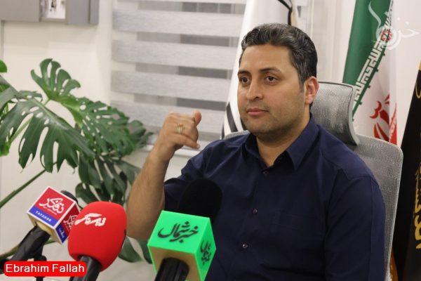 نشست خبری مدیرعامل موسسه آموزشی “اندیشه” و “ویولاین” در ساری