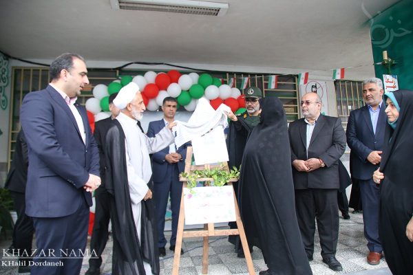 مراسم بازگشایی مدارس و نواختن زنگ ایثار و مقاومت در میاندورود