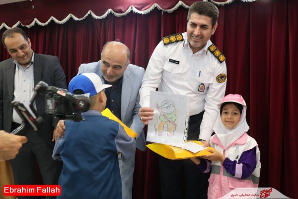 همایش راهوران محله و تجلیل از نمونه‌های ترافیکی مازندران