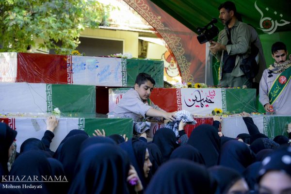 مراسم تشییع ۱۰ شهید گمنام دوران دفاع مقدس در ساری