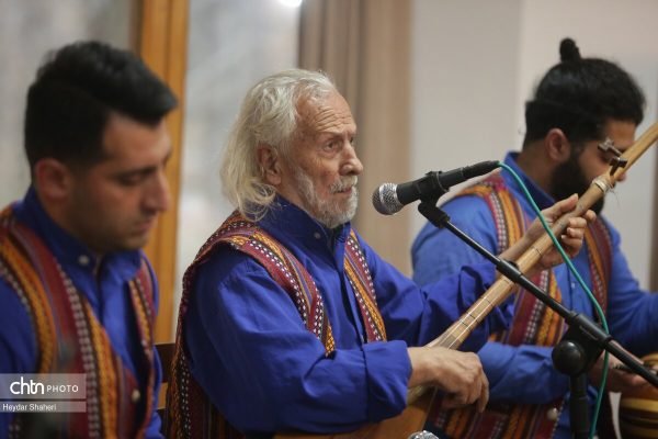 پاسداشت شب چله در باغ جهانی عباس‌آباد بهشهر