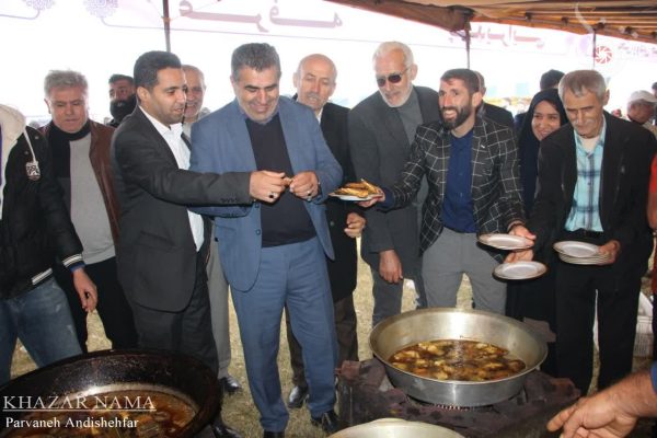 نخستین جشنواره ماهی کباب در روستای تاج الدین محله ساری
