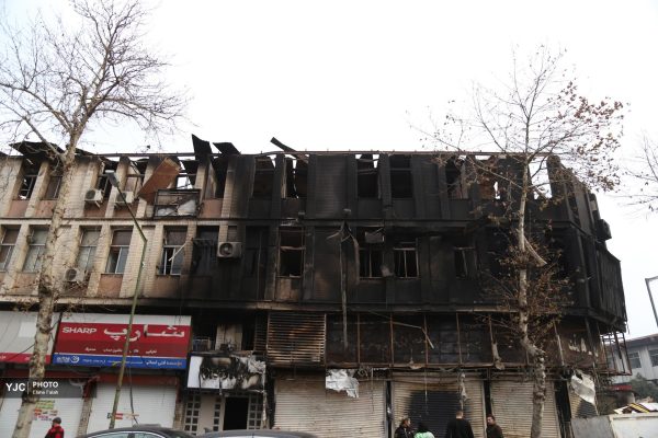 خسارت تروریست‌های مسلح به اموال عمومی شهر رشت