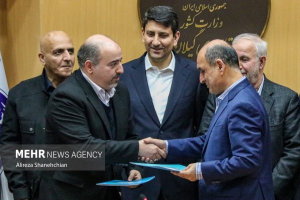 بهره‌برداری از ۳۰۵ پروژه ارتباطاتی و فناوری اطلاعات در گیلان