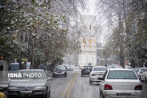 بارش برف زمستانی در شهر ساری