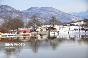 طبیعت برفی دریاچه شورمست سوادکوه