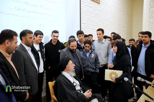 نشست صمیمی آیت‌الله نورمفیدی با جوانان گرگان