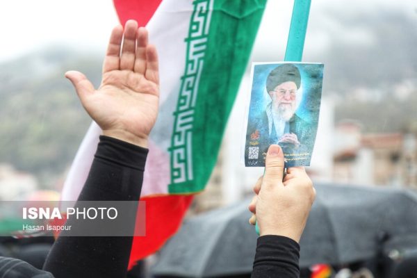 مراسم بیعت با سومین رهبر انقلاب در زیراب سوادکوه
