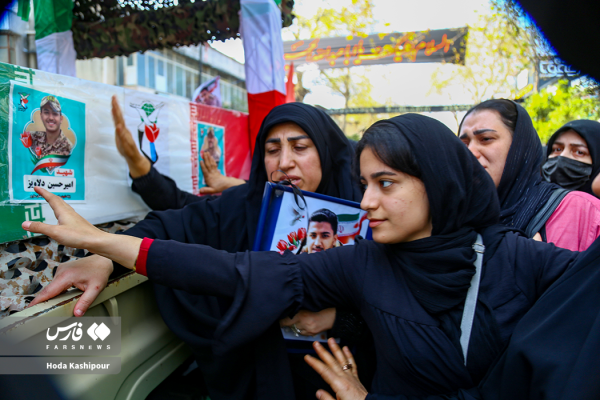 تشییع جانباز شهید “بانکه‌ساز”  و شهید سرباز وطن “دلاویز” در ساری