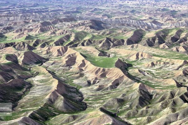 تپه‌ماهورهای منطقه نمونه گردشگری خالد نبی در شرق گلستان