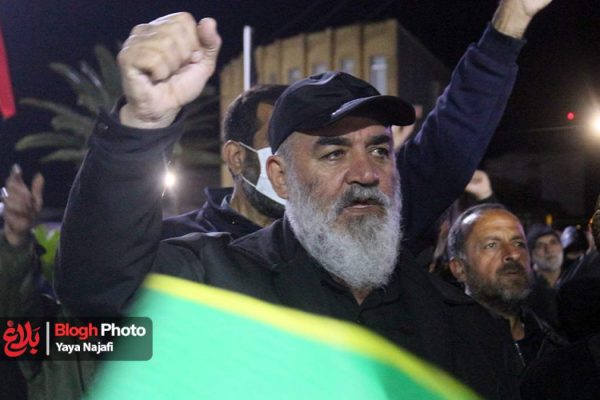 بیعت مردم گلوگاه با رهبر انقلاب در شب بارانی