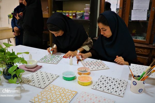 مراسم بهره برداری از کارگاه تولیدی سفال و سرامیک در نکا