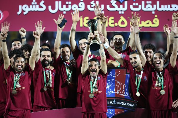 جشن قهرمانی تیم فوتبال نساجی مازندران در لیگ آزادگان