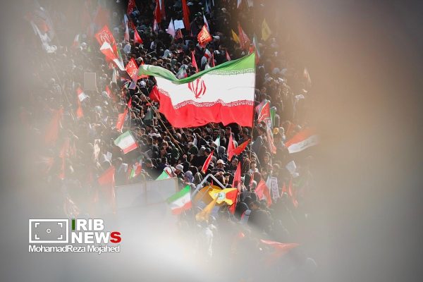 مراسم تشییع پیکر “آقای شهید ایران” در مشهد مقدس