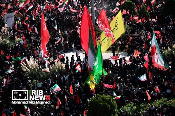 مراسم تشییع پیکر “آقای شهید ایران” در مشهد مقدس