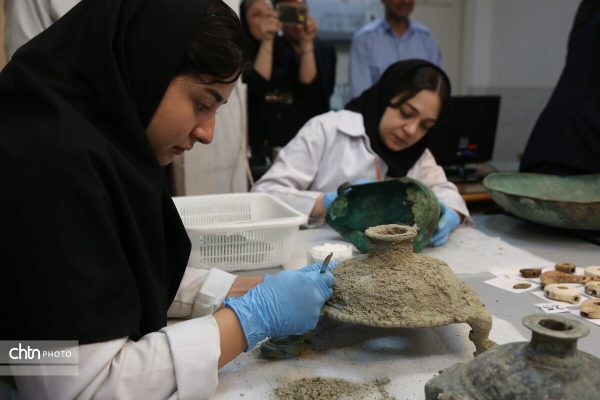 بازدید استاندار گلستان از موزه گرگان