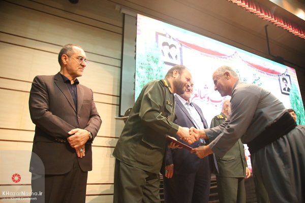 همایش “یاد یاران” با تجلیل از رزمندگان شمال و غرب ایران در ساری
