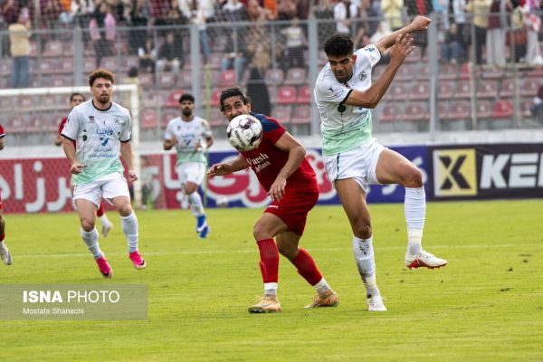 تساوی تیم فوتبال نساجی مازندران مقابل ذوب آهن اصفهان