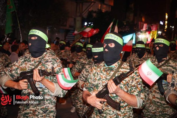 نمایش اقتدار ۱۸هزار جان‌فدای ایران در شهر نکا